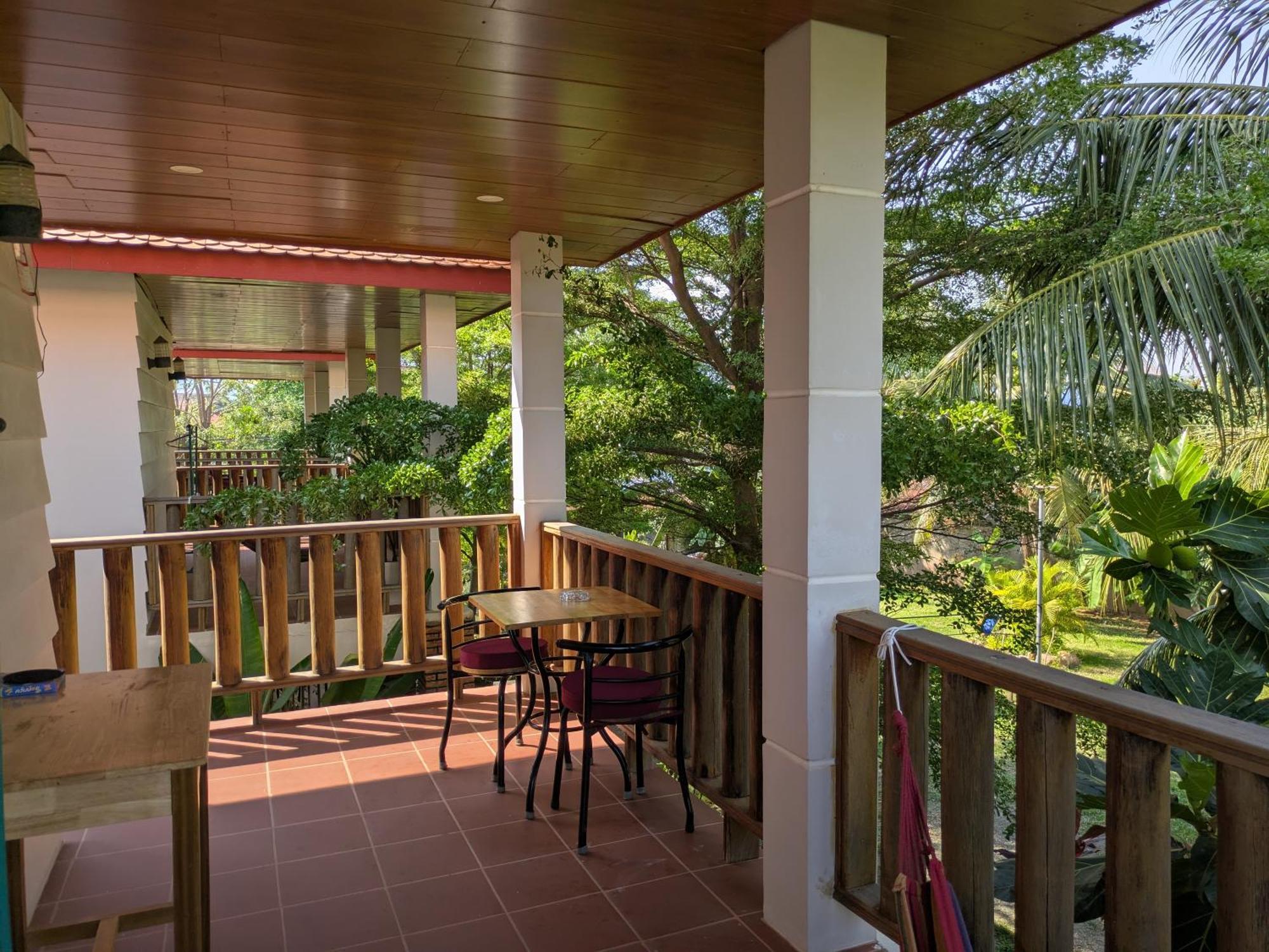 קמפוט Coconut Lodge מראה חיצוני תמונה